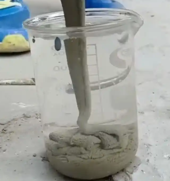 息烽水工混凝土絮凝剂，水下抗分散剂的作用及施工方法